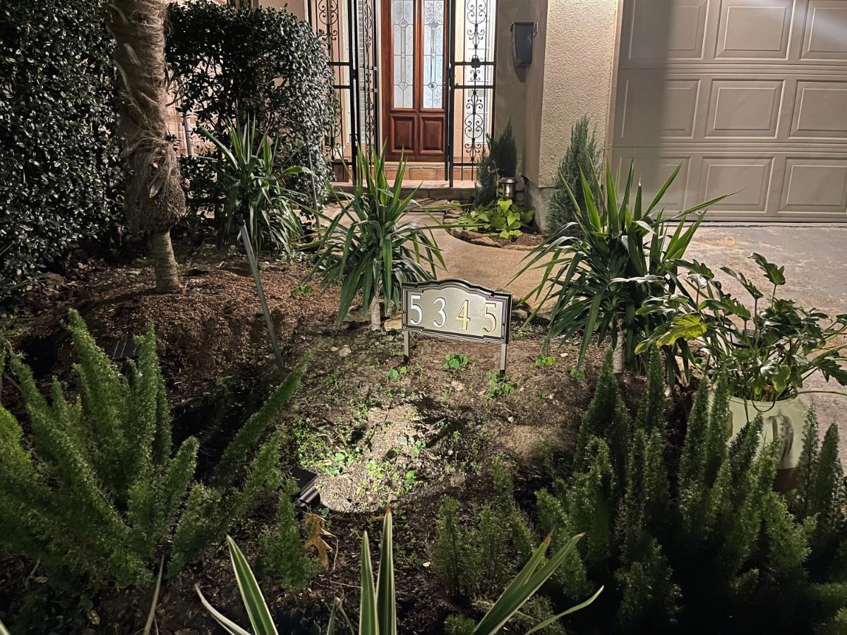 Insperit Home At Galleria With Heated Pool Spa Хюстън Екстериор снимка