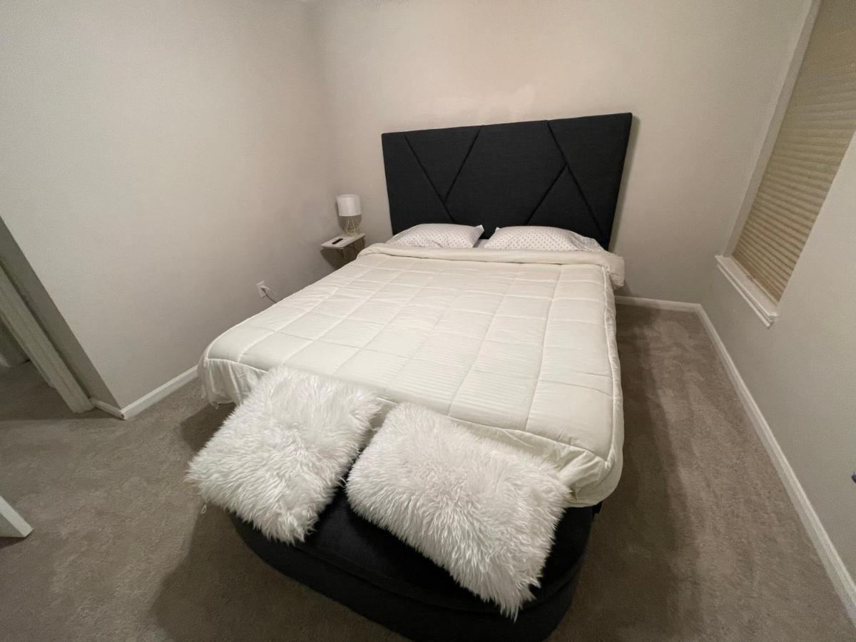 Insperit Home At Galleria With Heated Pool Spa Хюстън Екстериор снимка