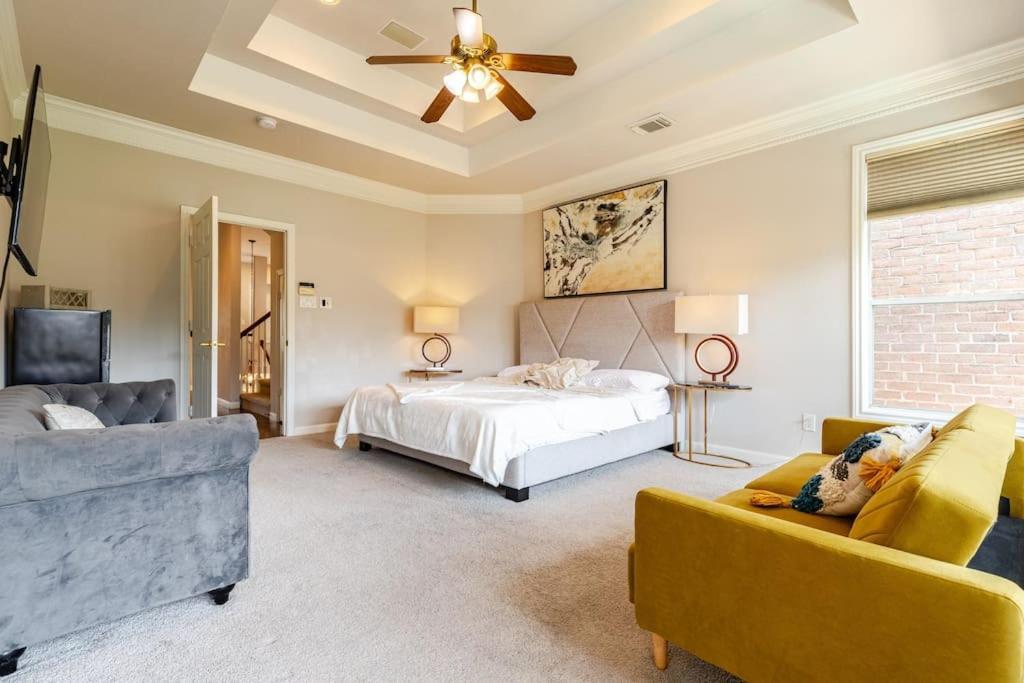 Insperit Home At Galleria With Heated Pool Spa Хюстън Екстериор снимка